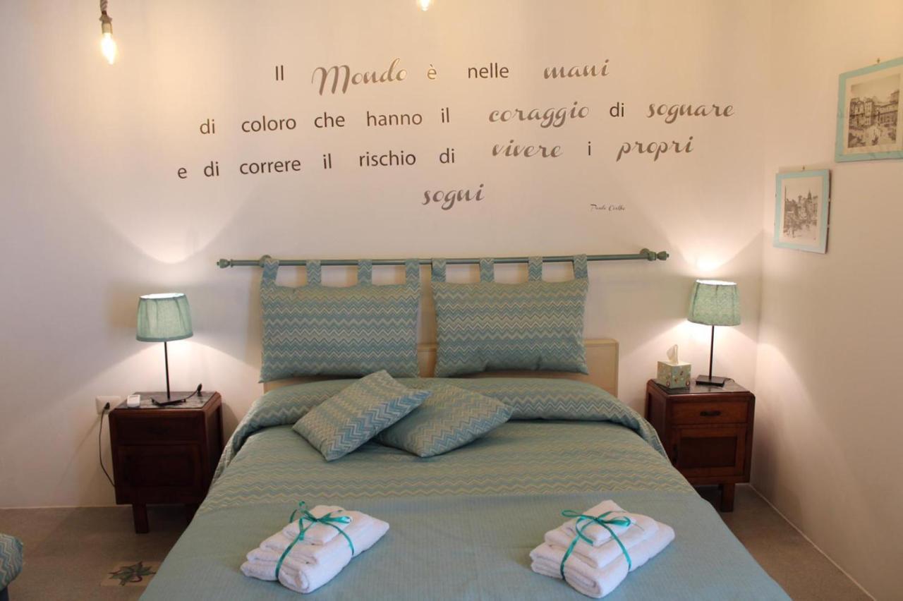 Ferienwohnung Dimora Via Col Vento Neapel Exterior foto